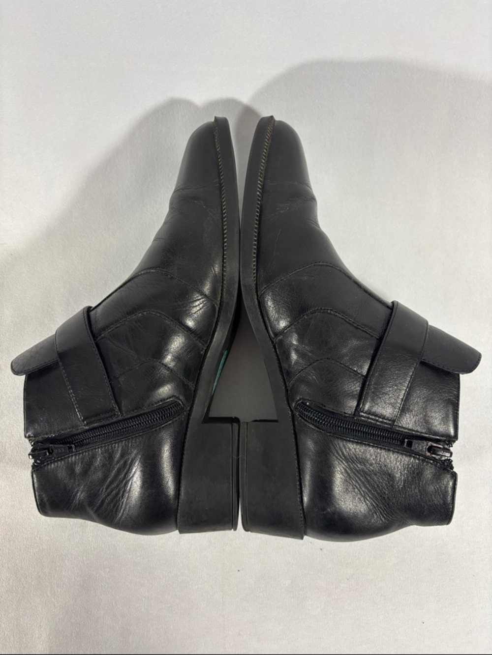 Black Leather Ankle Boots with Silver Buckle 8 1/2M ** - Picture 3 of 10